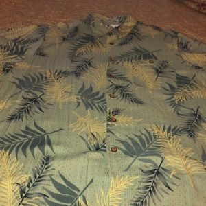 Men’s short sleeve shirt